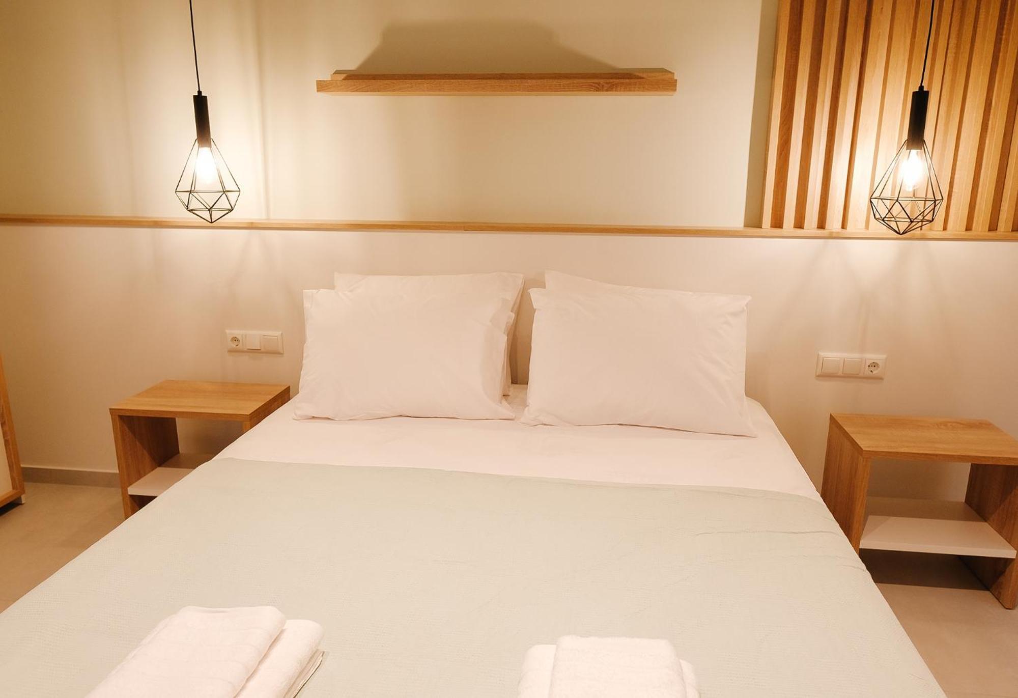Aquarama Suites Nea Iraklitsa Exteriör bild