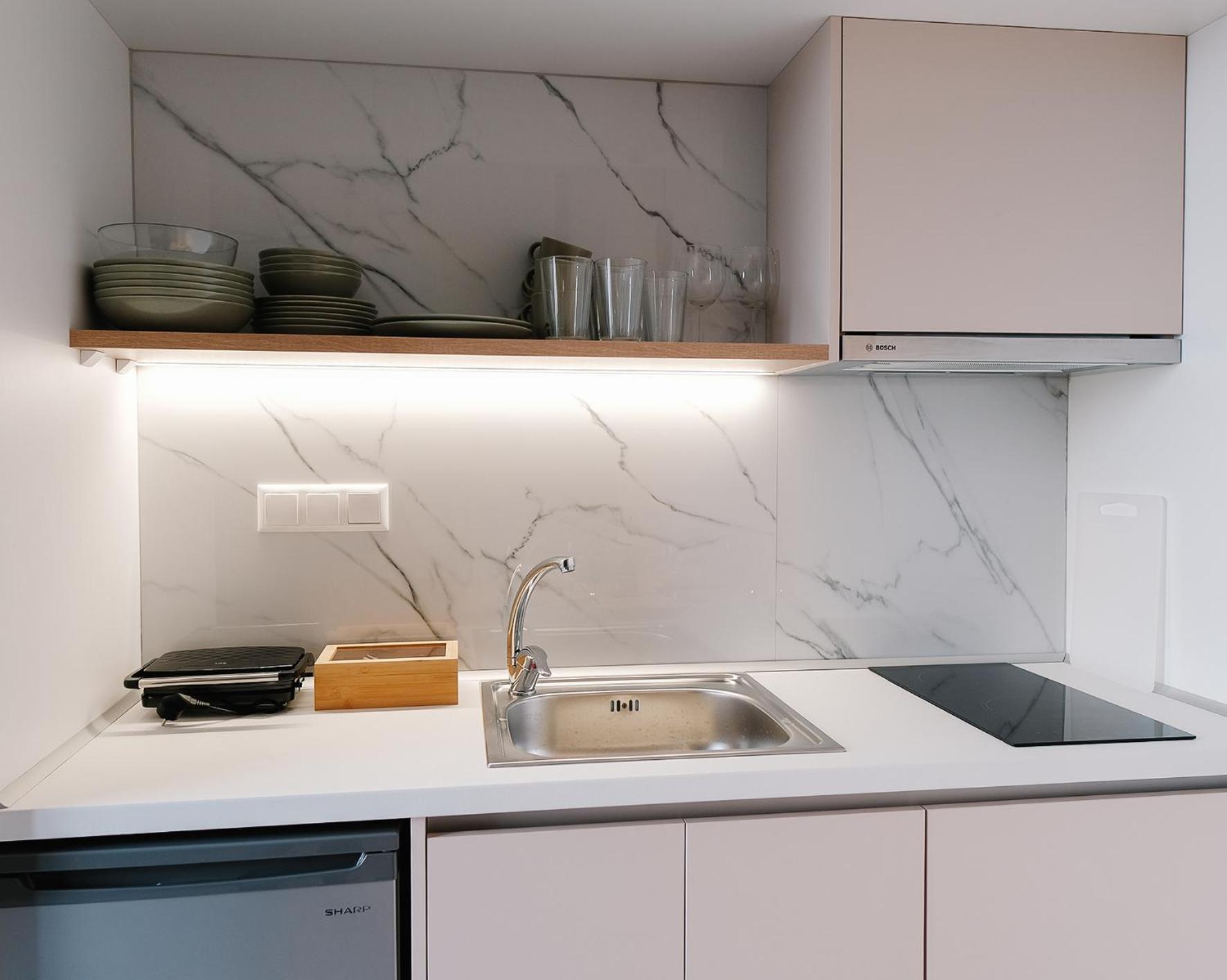 Aquarama Suites Nea Iraklitsa Exteriör bild