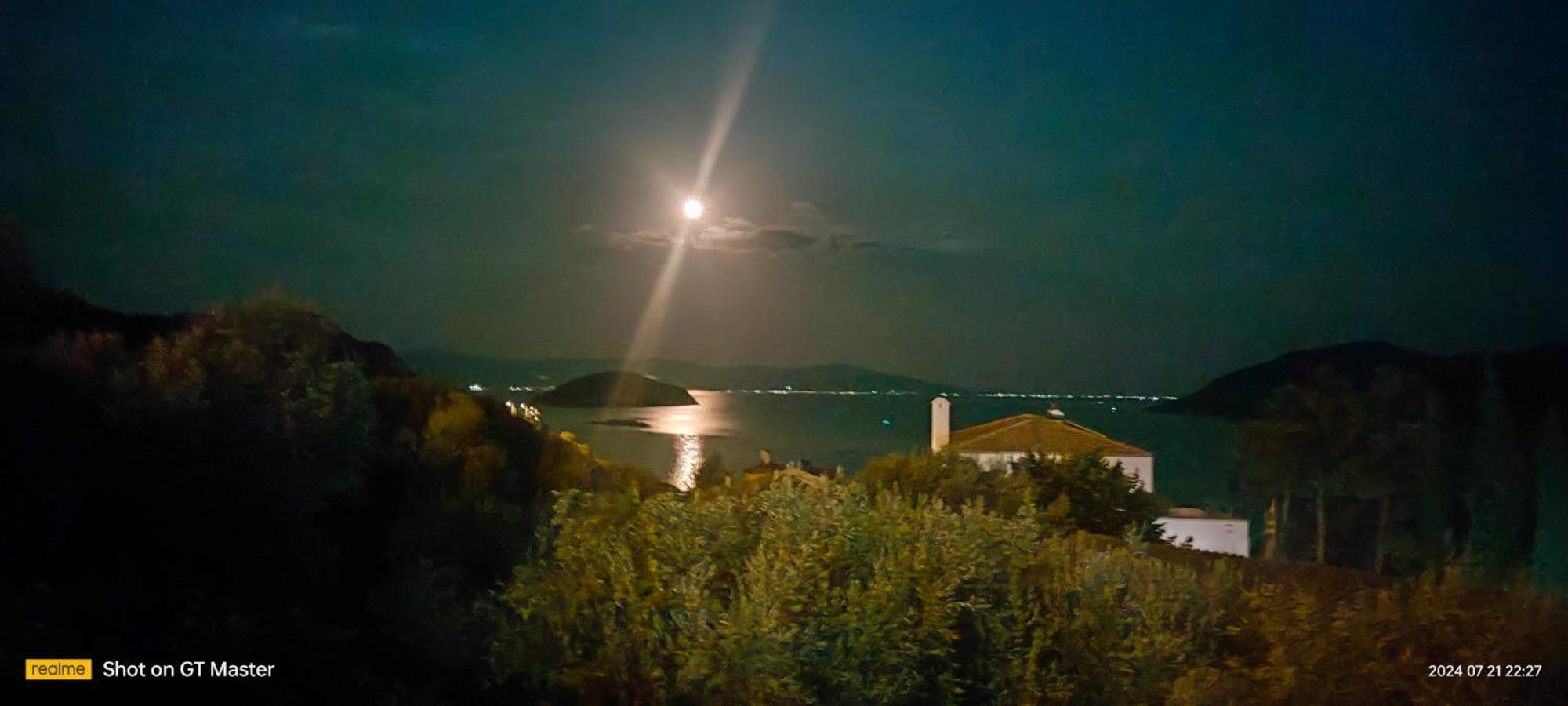 Aquarama Suites Nea Iraklitsa Exteriör bild